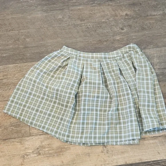 Hot Topic Plaid Mini Skirt - Picture 3 of 3